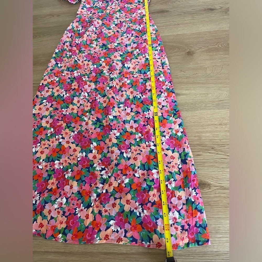 Charlie Holiday Valentina Floral Midi Dress - Picture 9 of 12